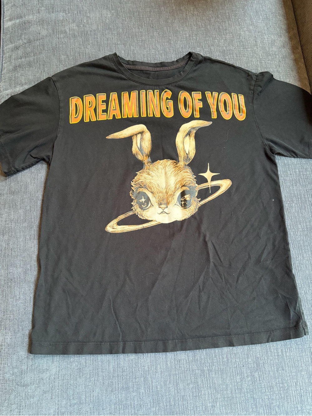 Kids Black 'Dreaming of You' Bunny Graphic Pajama Top